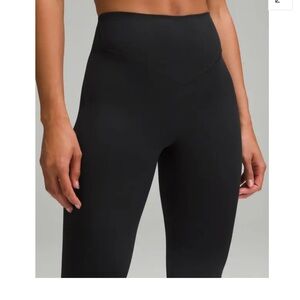 Lululemon Breezethrough high-rise 25” legging